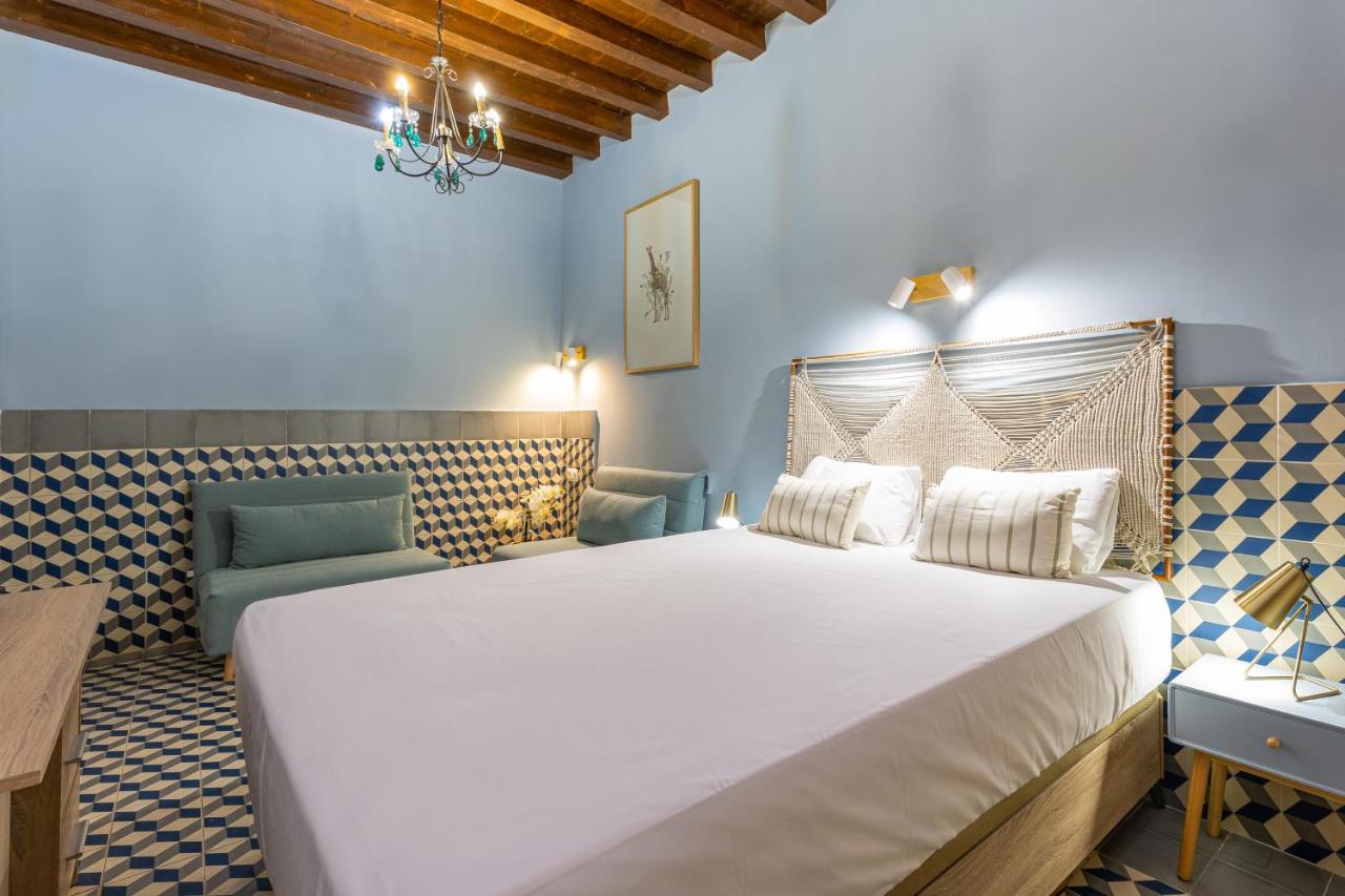 Casa De Alma Hotel Malaga Exterior photo