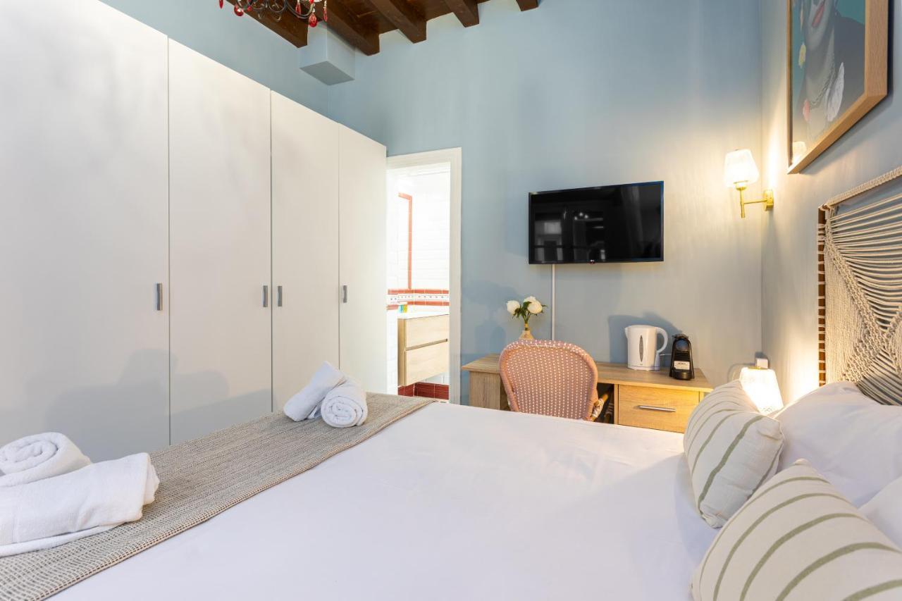 Casa De Alma Hotel Malaga Exterior photo